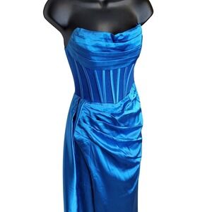 NWT Stunning Silky Satin Formal Prom Dress Evening Gown Strapless Zip Back